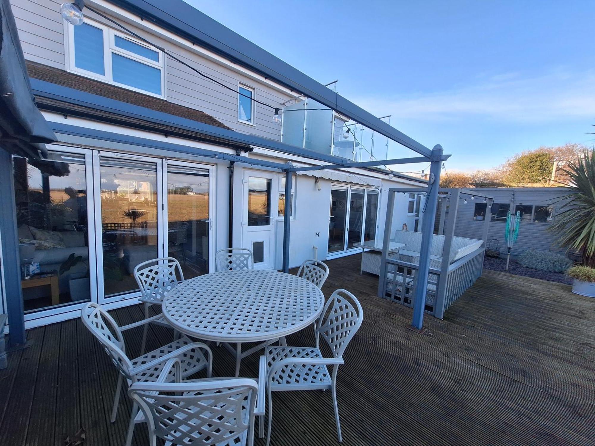 By The Sea, Home From Home Sleeps 6 Milford on Sea Luaran gambar