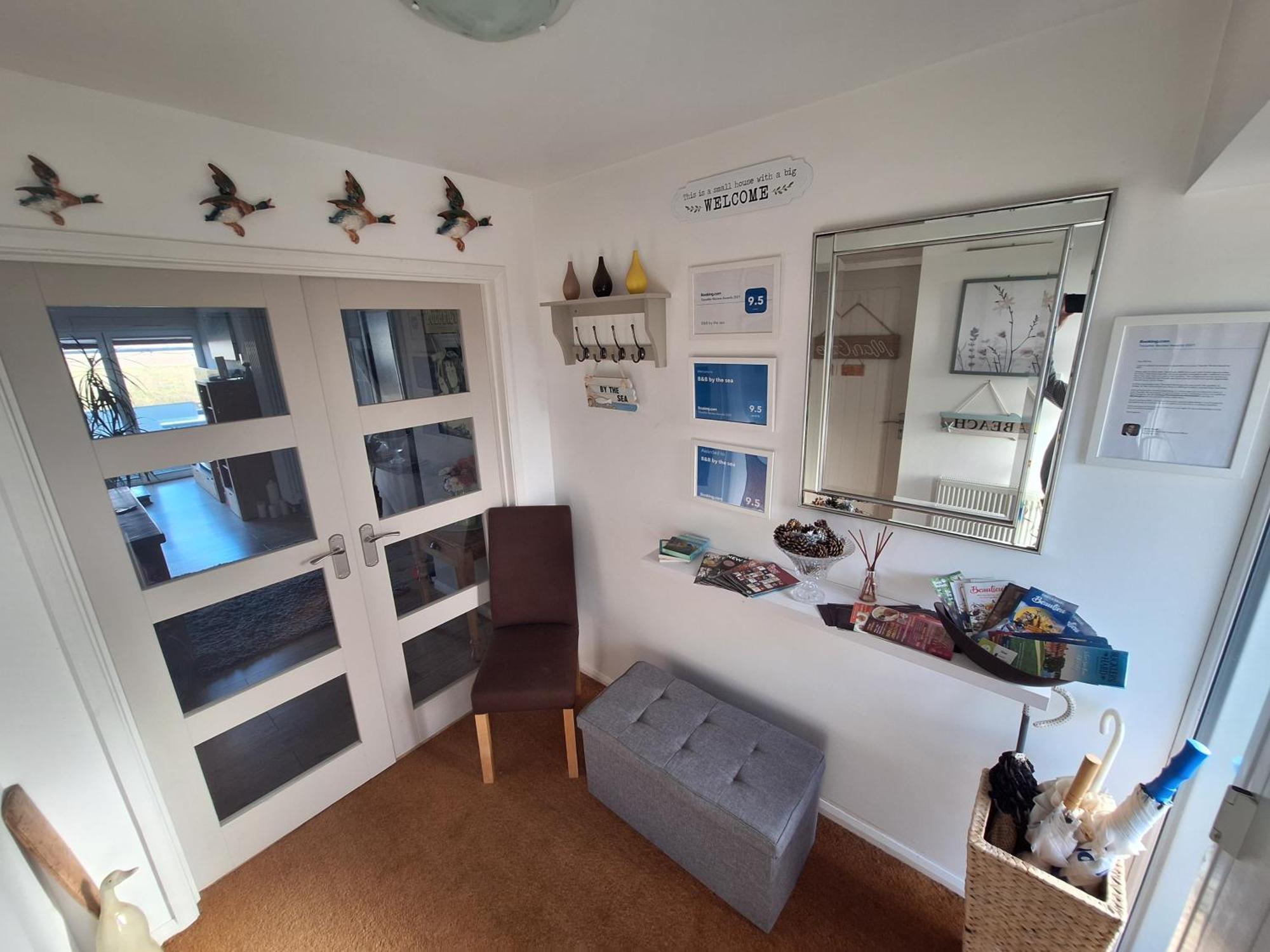 By The Sea, Home From Home Sleeps 6 Milford on Sea Luaran gambar